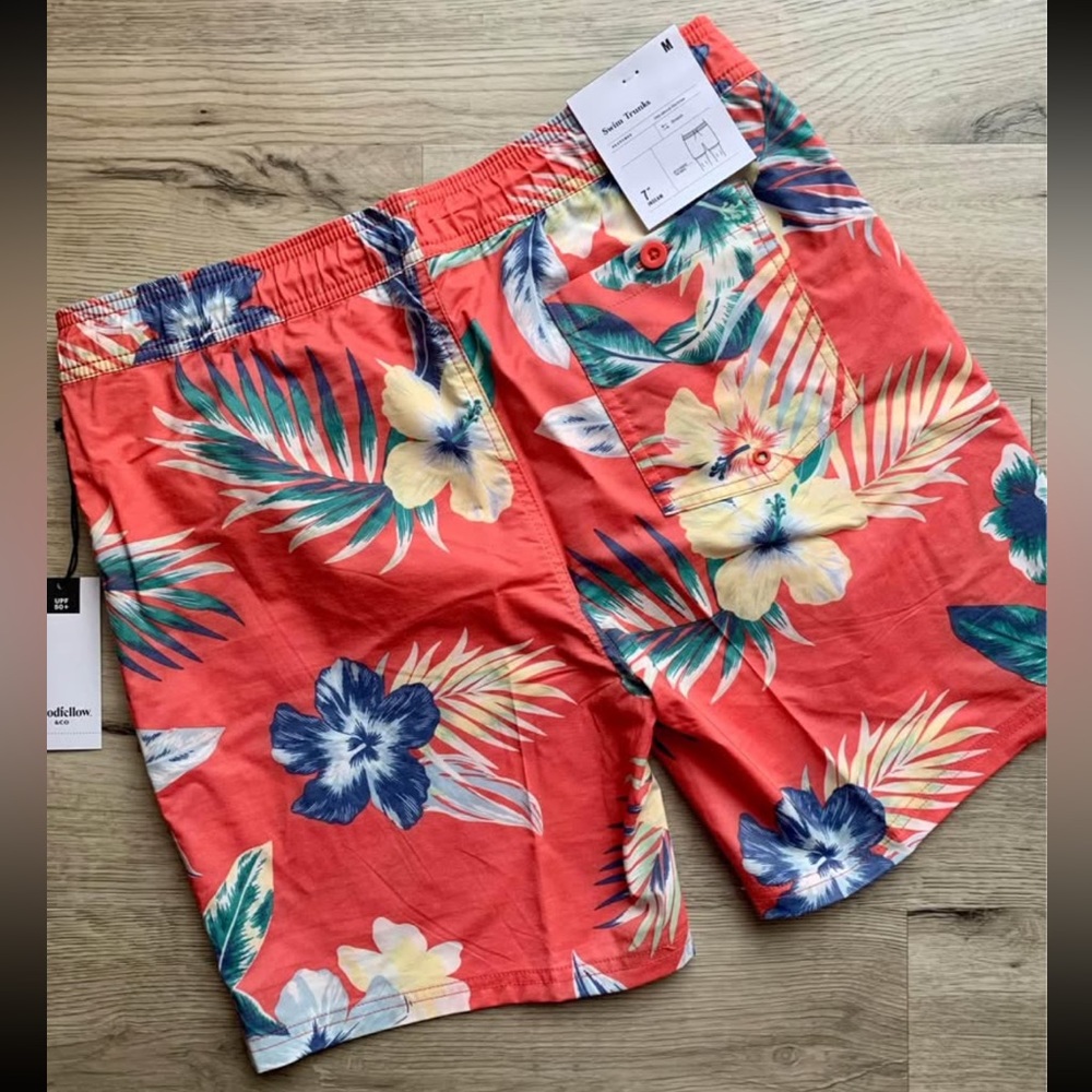 NWT | Goodfellow & Co. | Tropical Floral Swim Shorts | Men Swim Trunks | Medium - Picture 7 of 9